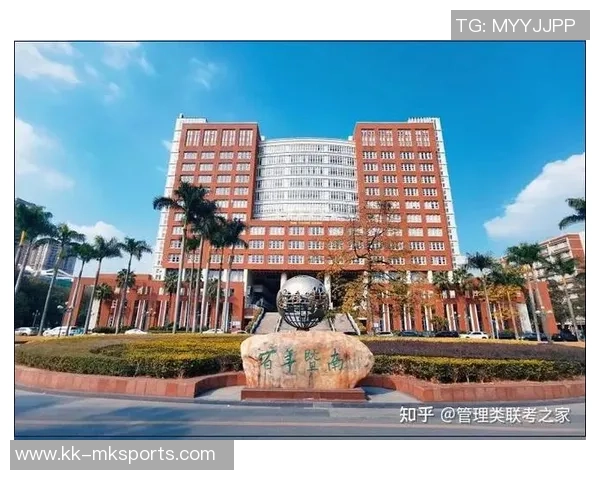 暨南大学足球场周边景观与活动探秘打造校园文化新名片